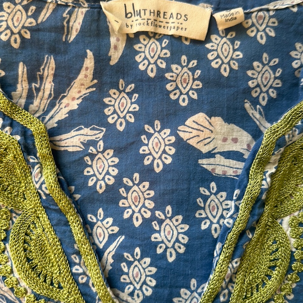 💖Bluthreads blue tunic with green embroidered neckline - Picture 3 of 3